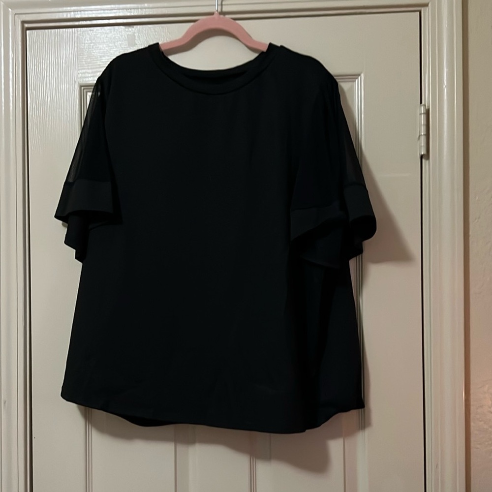 Black t-shirt with mesh sleeves!!